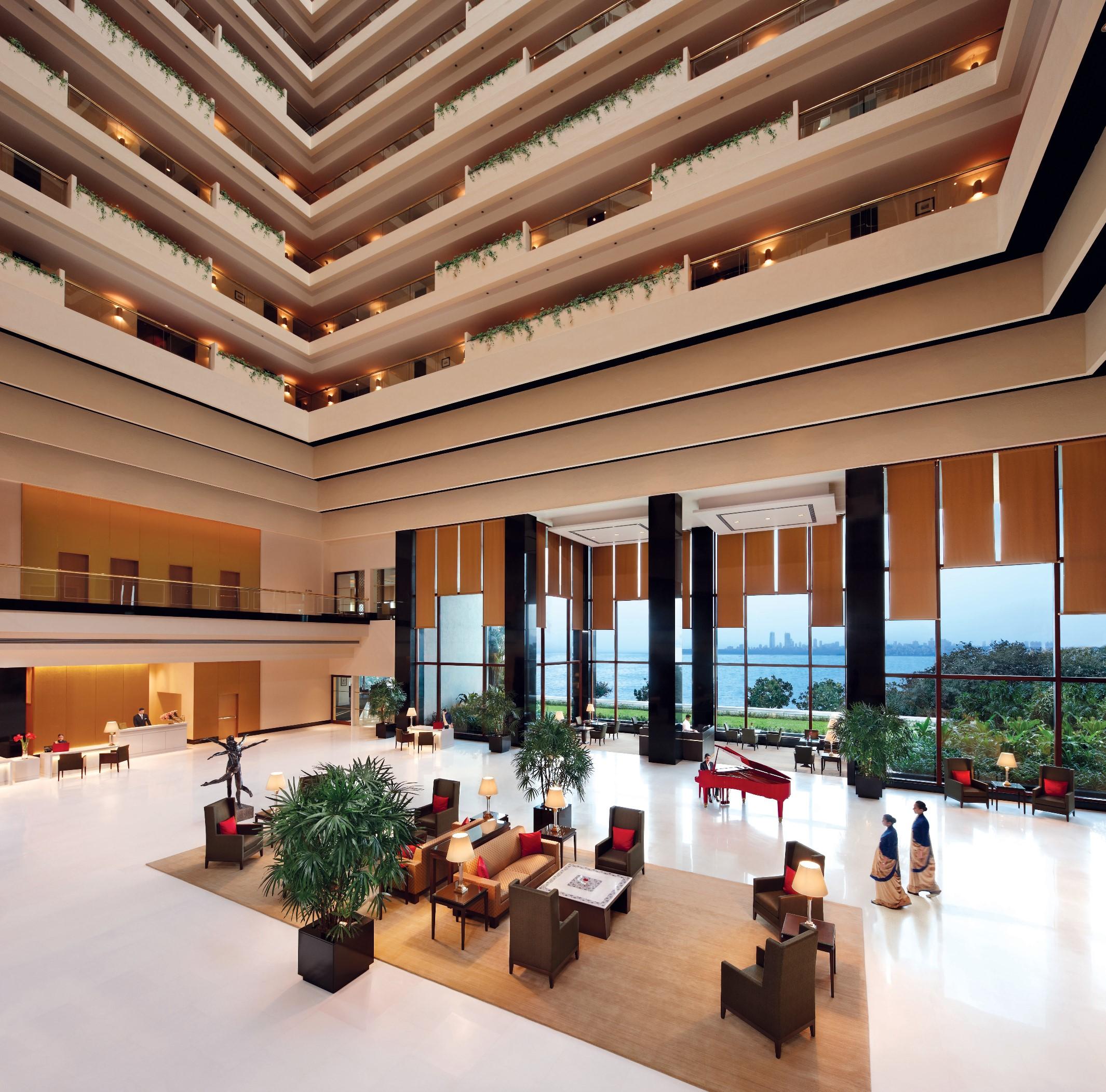 Hotel The Oberoi Bombay Esterno foto The lobby of the Taj Bengal