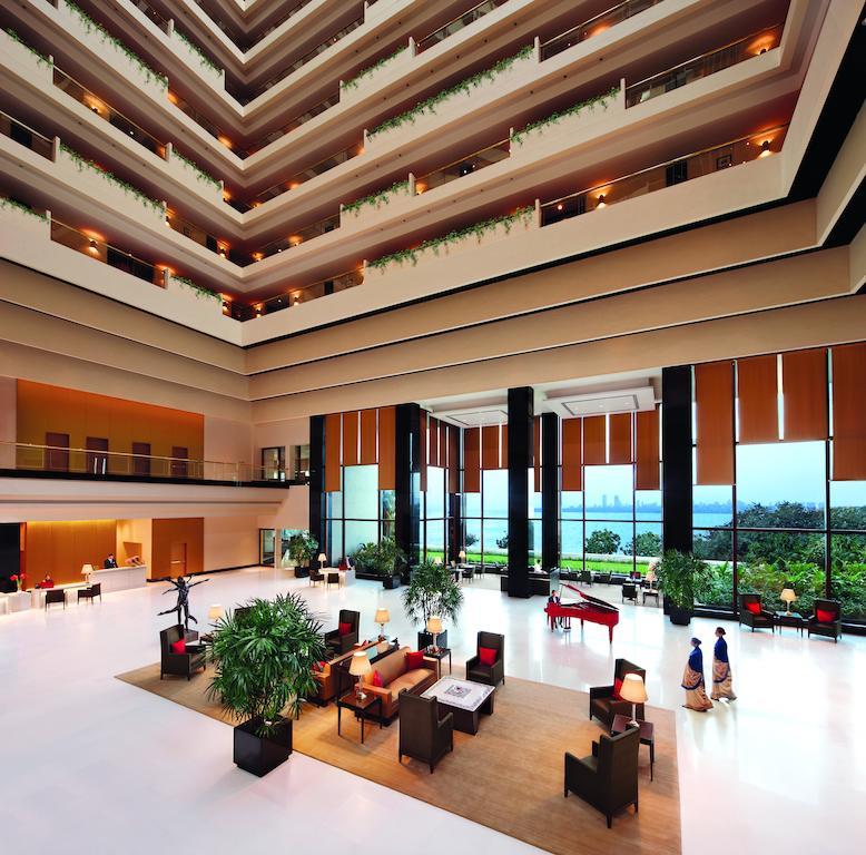 Hotel The Oberoi Bombay Esterno foto The lobby of the hotel